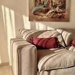 Cosy, Bright Apartment, Residence Pool And Garden