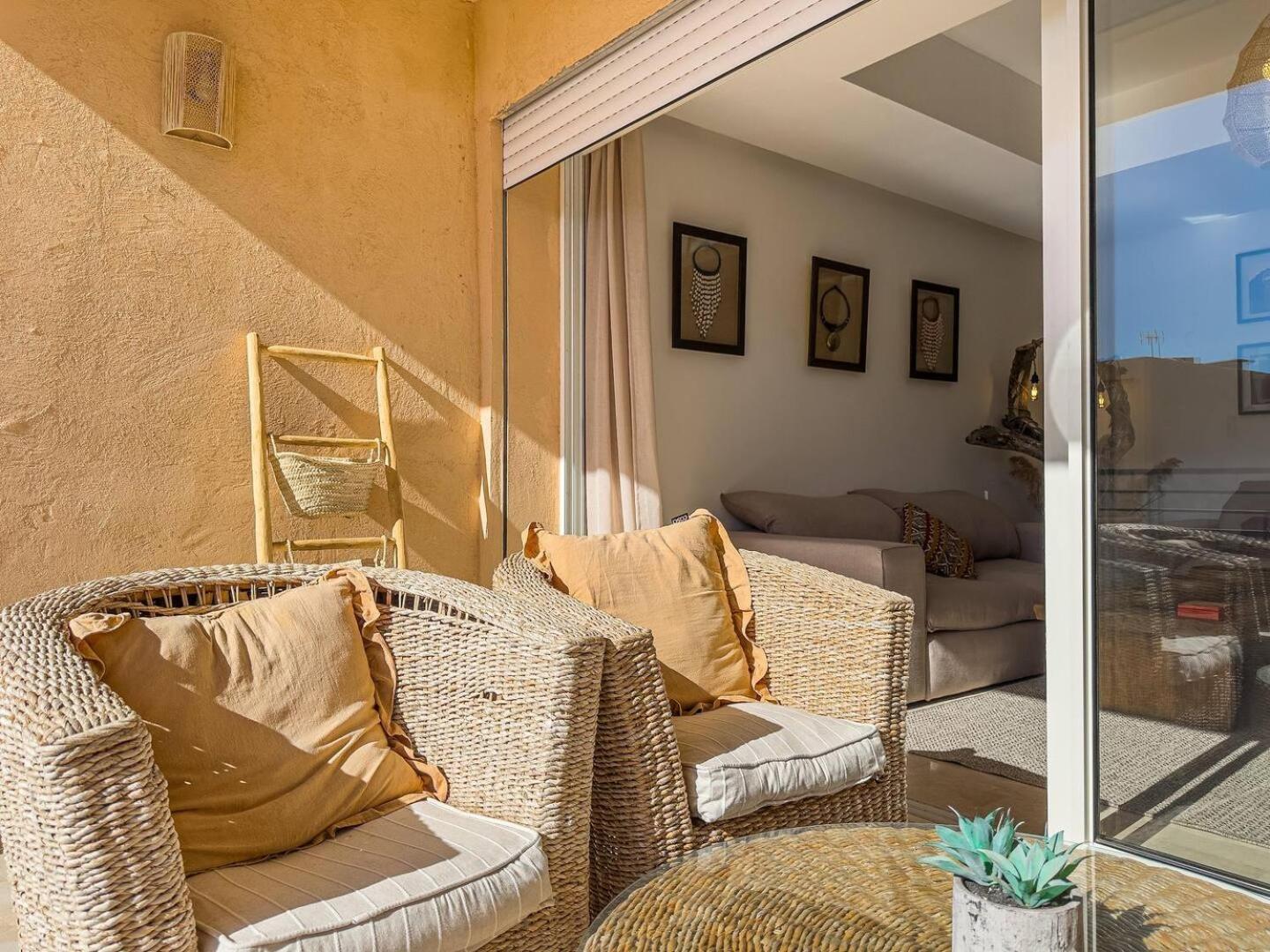 Apartment Cosy, Bright Apartment, Residence Pool And Garden